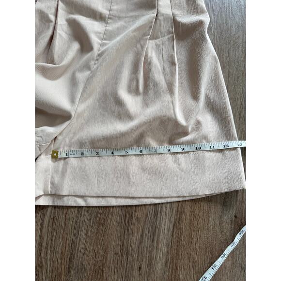 Beige One-Shoulder Crop Top and Pleated Shorts Set  Size Large - Picture 4 of 8
